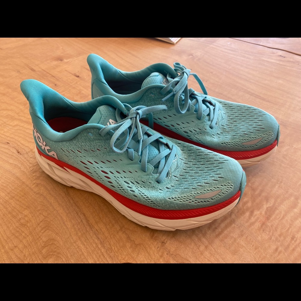 Gently used Hoka Clifton 8